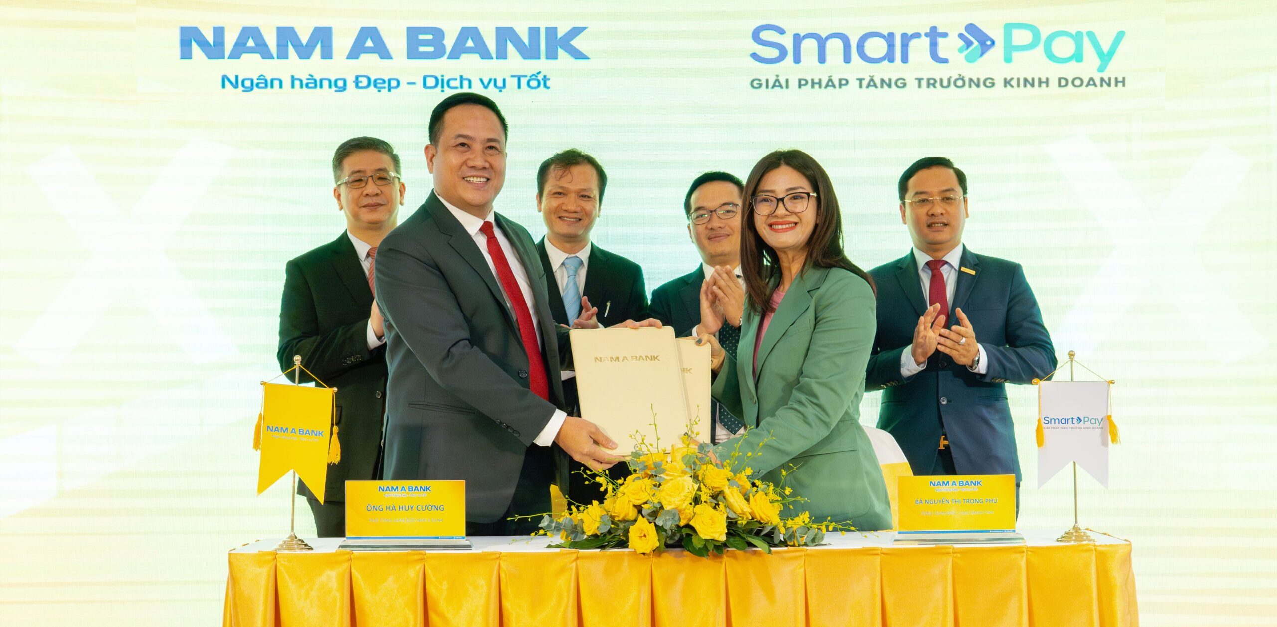  Nam A Bank và SmartPay hợp tác thúc đẩy xu hướng chuyển đổi số